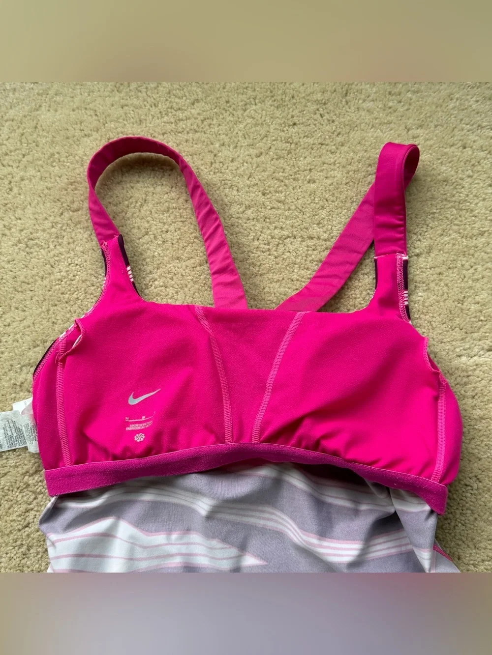 Nike Women’s Pink & White Striped Tankini Top w/ Shelf Bra - M - EUC - Stretch